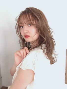 ワンコンセプト(ONE CONCEPT) 透明感カラーでつくる、ナチュラルフェミニン