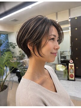 アースオーセンティック 熊本長嶺店(EARTH Authentic) 大人ショートボブ