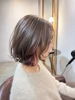 ビハインドザカーテン(BEHIND THE CURTAIN) インナーカラー×レイヤーボブ×ハイライト