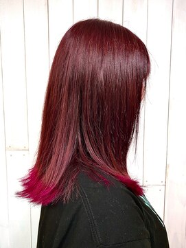 ヘア メイク ヴァーブ(hair make Verve) レッド×レッドグラデーションロブ