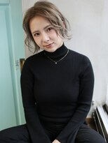 バース(BIRTH)&nbsp;天神【BIRTH】ホワイトグレージュ×ウエーブミニボブ　4