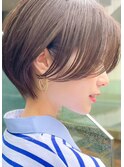暖色カラー×束感ショート×小顔矯正立体カット