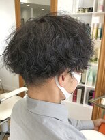 ヘッズ 本八幡店(HEADS)&nbsp;MEN'S HAIR  センターパート　ツイストスパイラル　コンマヘア