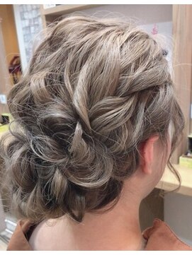 フリーダム(freedom) ヘアセット