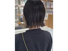 サローネ サンク(SALONE CINQ)