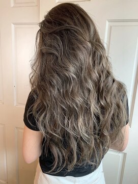 ヘアーワークス ヘルム 渋谷店(HAIR WORKS HELM) 【HELM渋谷】外国人風グレージュ