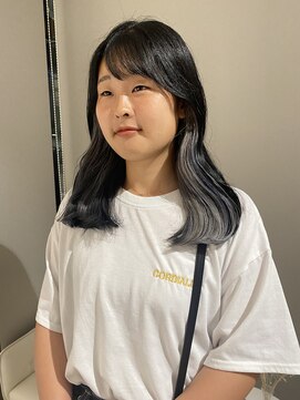 コト 福井大和田店(coto) 福井　大和田　インナーカラー　ホワイトグレー　艶髪　韓国
