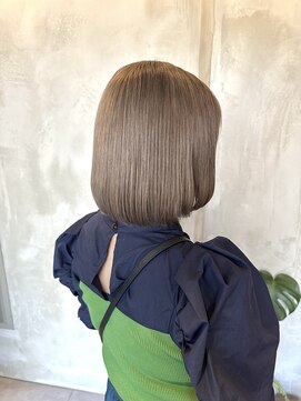 リリアーナ(LILIANA) 池袋 イルミナカラー ブリーチ ダブルカラー ミルクティー♪