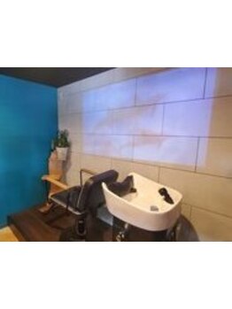 《前田5条》プライベート空間でゆったりとくつろぎ、髪も心も癒される♪高濃度炭酸スパが人気。