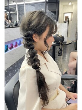 リア 大阪梅田(Ria) ヘアセット×サイド編みおろし
