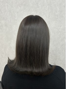 アン ブリーチ 大宮駅東口店(UN BLEACH) オリーブアッシュ