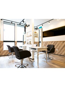 歴10年以上の実力派スタイリストが仕上げまで担当☆あなたの理想のスタイルを実現します♪