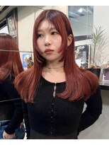 ヌーヴ(Nu:v)&nbsp;デザインカット/赤髪