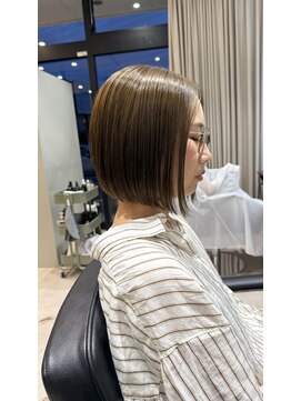 クルニエ(crenier) ぱっつんボブ/切りっぱなしボブ/ミニボブ