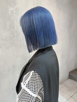 ステン(sten) アッシュブルー × 切りっぱなしボブ