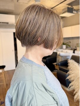 ハイジア(hygea) 30代40代白髪ぼかしハイライト☆ショートボブコンパクトショート