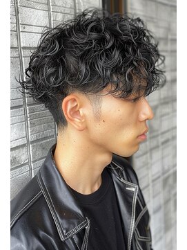 ラル 水戸県道50号店(Lalu.) 刈り上げセンターパート/波巻きツイストスパイラル/水戸