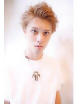 ブーケ(BOUQUET)&nbsp;ショートレイヤー・ソフトツーブロック・くせ毛風パーマ