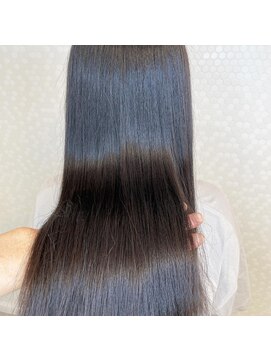 ヘアーアンドメイク ドレス(DRESS) 地毛風ストレートパーマ