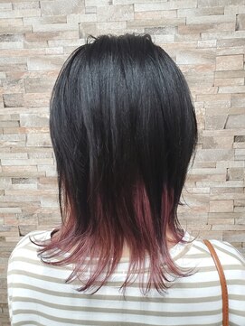 コモド ヘアー メイク(comodo hair make) 外ハネウルフ