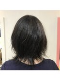 セミロングレイヤーウルフクセ毛風レイヤー