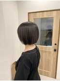 大人かわいいシークレットハイライトグレージュボブ