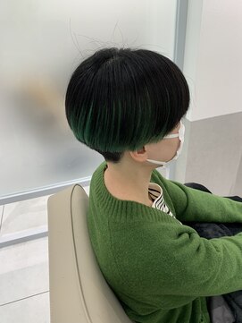 エレノア 池袋店(Eleanor) グリーンインナーカラー