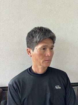 髪屋 40～50代の若々しい【イケオジスタイル】提案させて頂きます