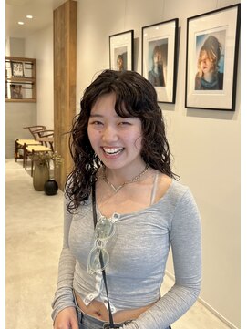 シアン 矢場町店(CYAN.) 大きめウェーブがかけたい方におすすめパーマスタイル！！