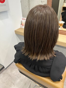 ブレイブ 福岡天神店(BRAVE) シナモンベージュ