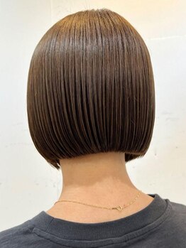 オンジ(ong)の写真/年齢を感じさせないグレイカラーで白髪が気になり始めた方に◇白髪を隠すだけでなく活かすカラースタイル＊