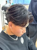 ビカム 名駅(become)&nbsp;【フェザーパーマ】フェザーショートセンターパートコンマバング