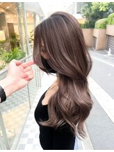 お肌がくすまない肌なじみの良いベージュハイライトカラー*[徳島/ショートボブ/ケアブリーチ/白髪ぼかし]