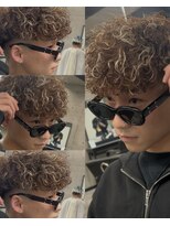 イーラ(era) スペインカール ツイストスパイラル眉カットメンズパーマ
