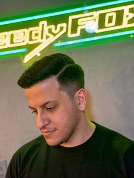 グリーディーフォックス 代々木(Greedy FOX) 波巻き/ハイライト/マッシュパーマ/ウルフ[シェービング]