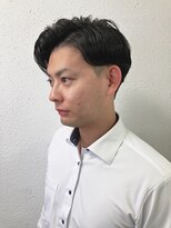 ジェナ(Jena)&nbsp;センターパートカルマパーマショートツーブロック