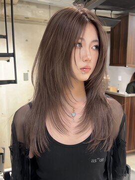 ヨロ 渋谷(YOLO) 韓国ヘアーハッシュカットレイヤーカットハイライトカラー