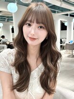 マインバイアフロートギンザ(MYNE by AFLOAT GINZA)&nbsp;レイヤーカット/前髪/顔周り/ミルクティーベージュ