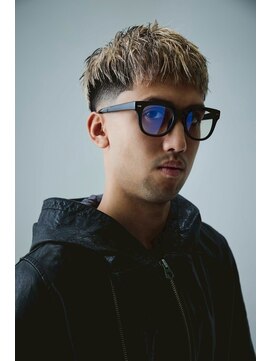 ザ フェイダーズ(The Faderz) 高円寺メンズスキンフェードクロップスタイルホワイトメッシュ