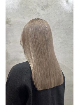 ルームスヘアー(Rooms Hair) シルバーベージュ