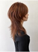 ベージュカラー×フェザーセミロングレイヤー