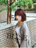 くすみレッド濡れ感ボブ