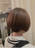 襟足スッキリ丸みショート