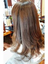 サロンデピレ クセストパー、カラー #ツヤロング#外ハネ#暖色系カラー
