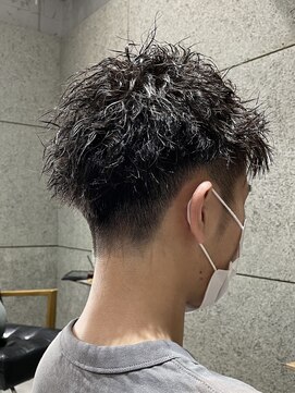 リンダテーラ(Linda tela) 【札幌　メンズカット/メンズパーマ(ツイストスパイラル)】