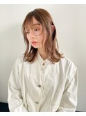 外ハネレイヤー 顔まわりウルフ ベージュカラー