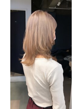 エイト 横浜店(EIGHT) ミルクティーベージュ