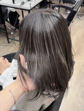 ヴィフ 大船(VIF) ハイライトカラーレイヤーカットくびれヘアカット大船駅鎌倉