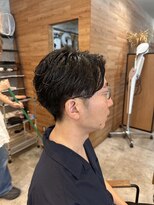 ヒート トウキョウ 目黒店(HEAT TOKYO) シャドウパーマ センターパート 刈り上げ