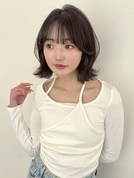 ユーフォリア 青山(Euphoria) 大人可愛い秋色ベージュカラー